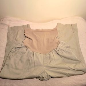 Oh Baby by Motherhood Capri Kakhi Capri Maternity sz Small